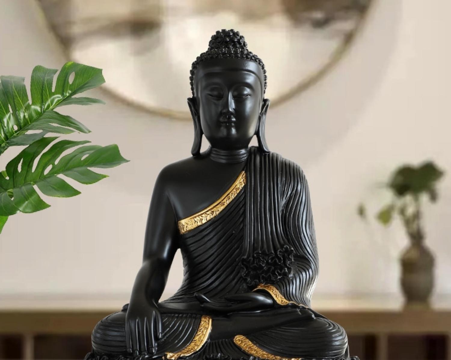 THE GREAT BUDDHA