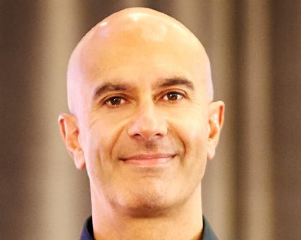 ROBIN SHARMA