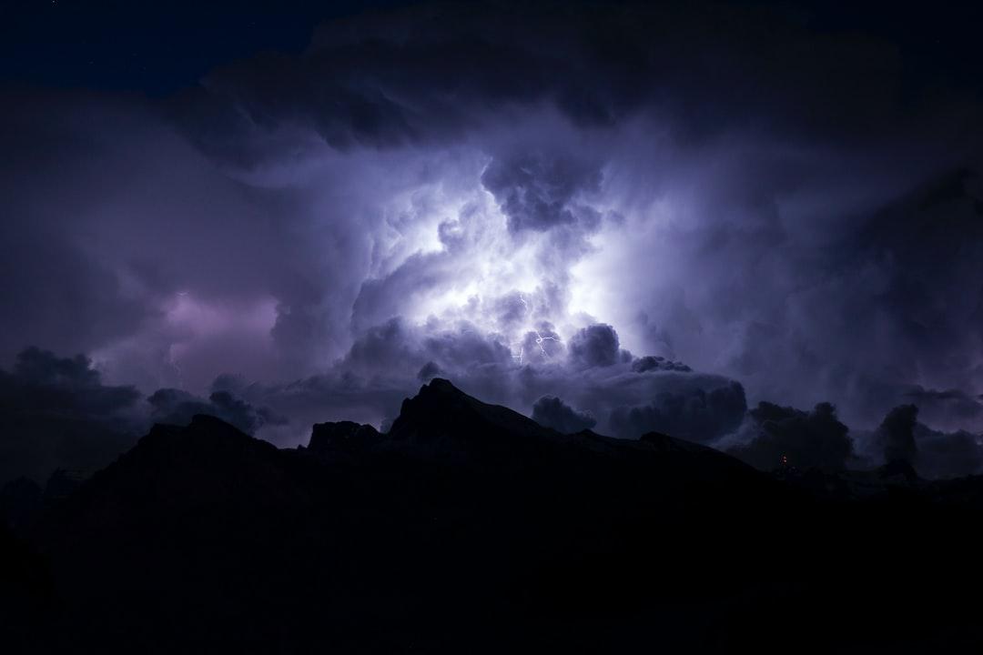 4-Steps of Lightning
