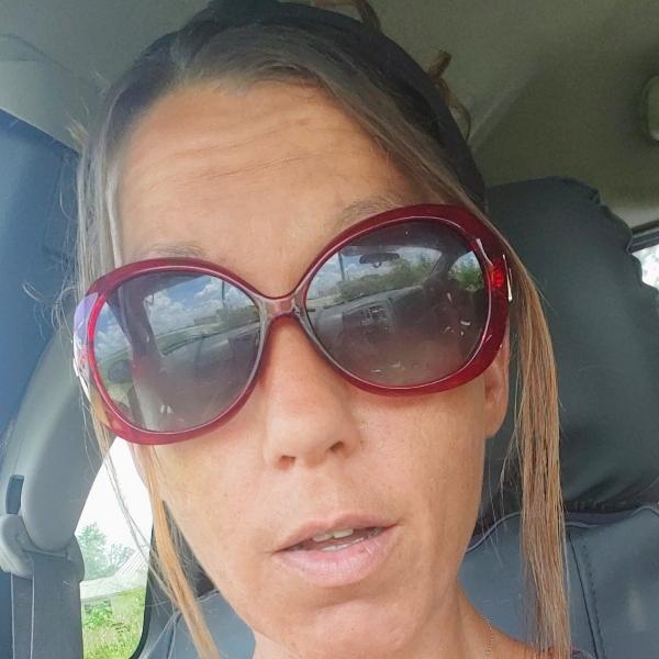 Meg S (@megs666) - Profile Photo